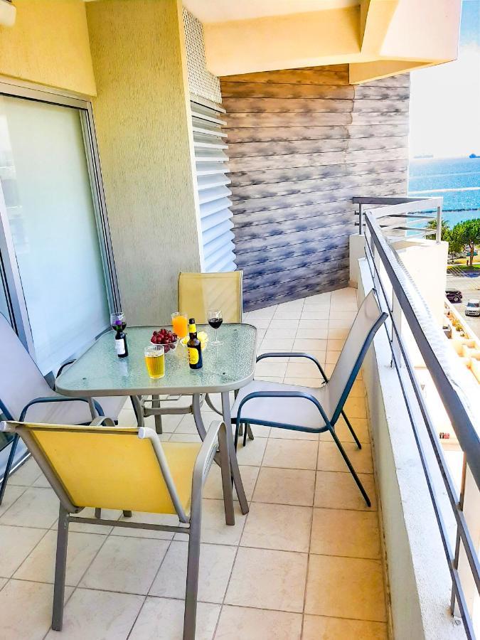 Апартаменти Eden Sea Breeze, 1 Bed, Rooftop Pool, Gym Лімасол