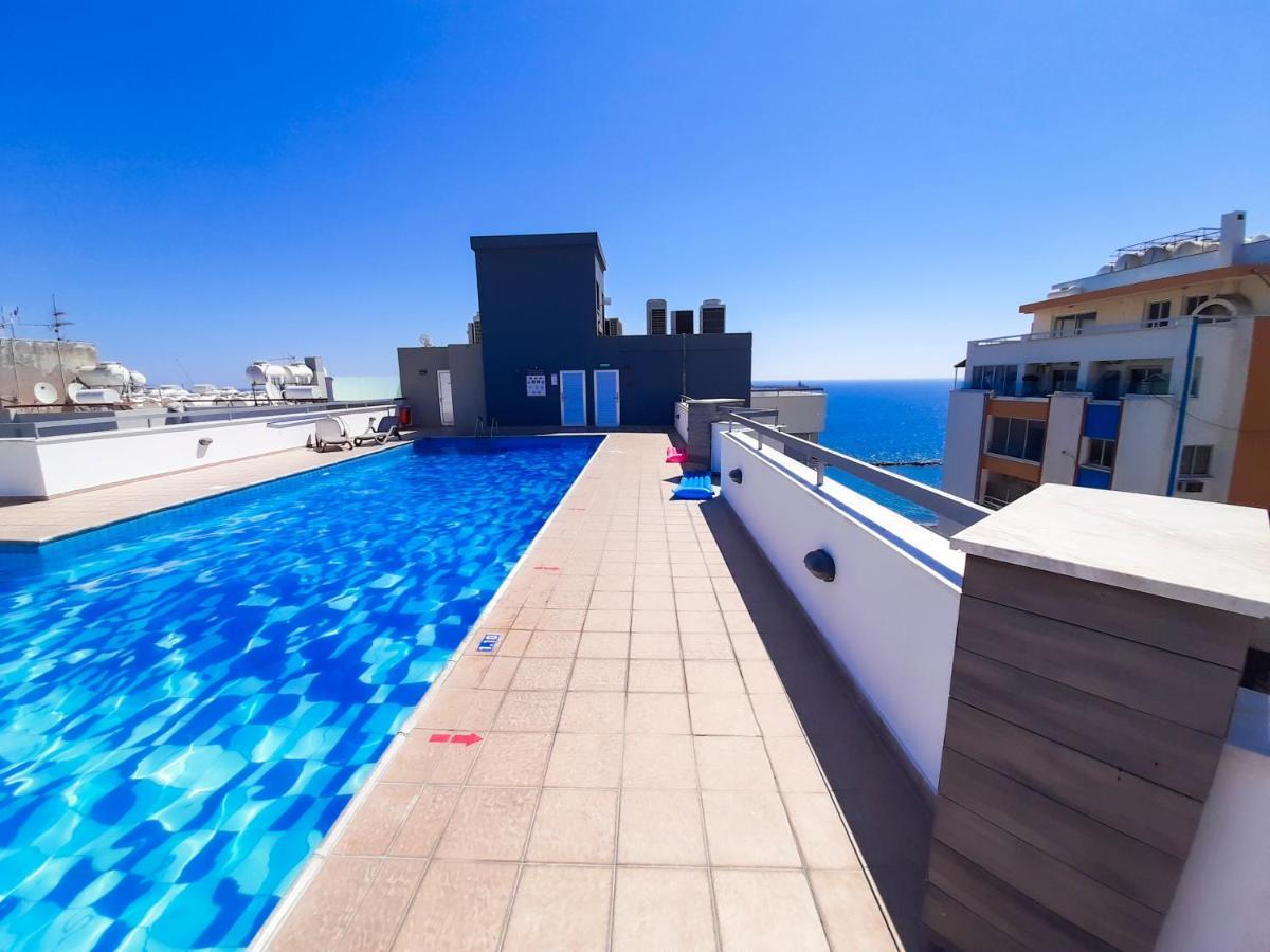 Апартаменти Eden Sea Breeze, 1 Bed, Rooftop Pool, Gym